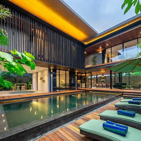 The Continental Modern Luxury 4 Bedroom Villa In Seminyak Central