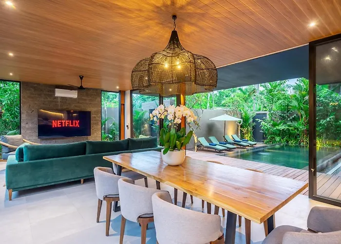 The Continental Modern Luxury 4 Bedroom In *