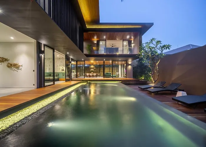 The Continental Modern Luxury 4 Bedroom In Villa Seminyak