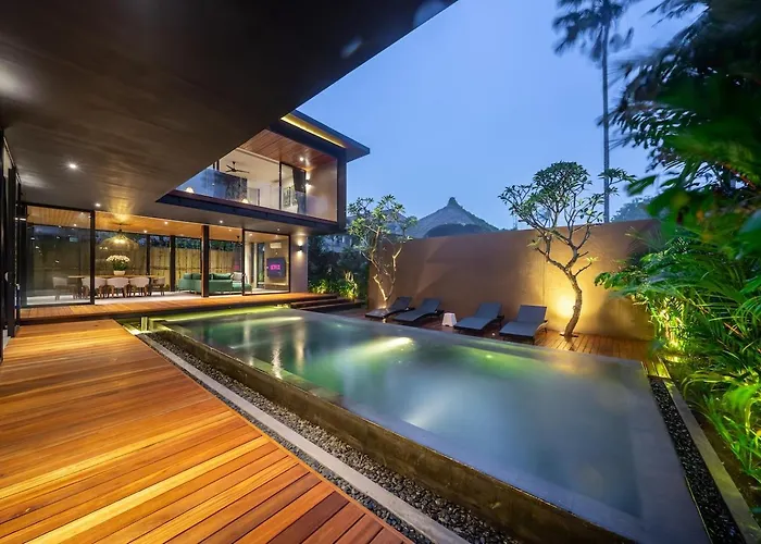 The Continental Modern Luxury 4 Bedroom In Seminyak
