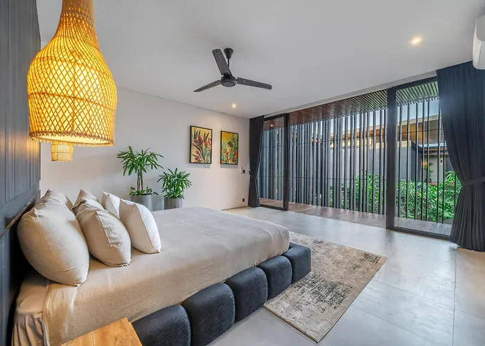 Villa The Continental Modern Luxury 4 Bedroom In Seminyak