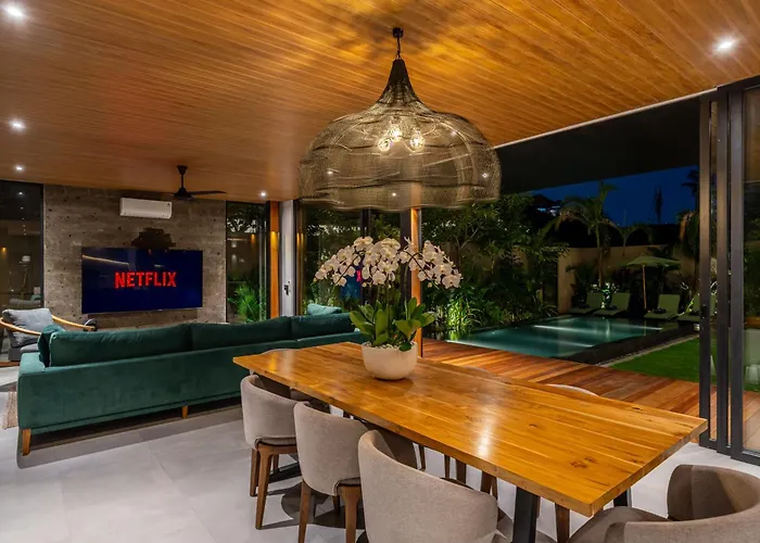 The Continental Modern Luxury 4 Bedroom In Seminyak