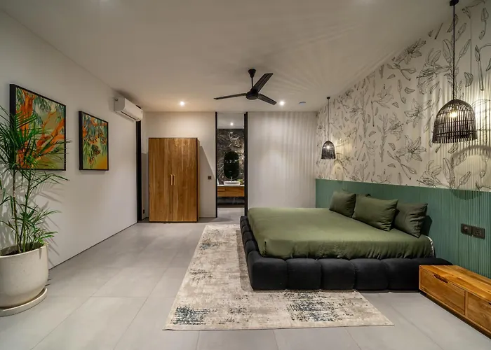 The Continental Modern Luxury 4 Bedroom In *