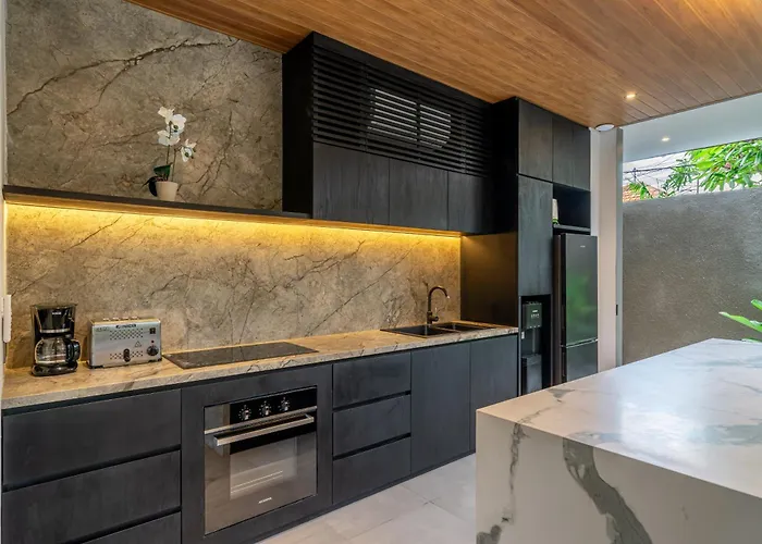 Villa The Continental Modern Luxury 4 Bedroom In *