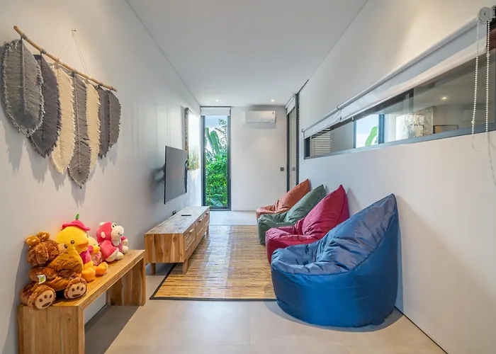 Villa The Continental Modern Luxury 4 Bedroom In